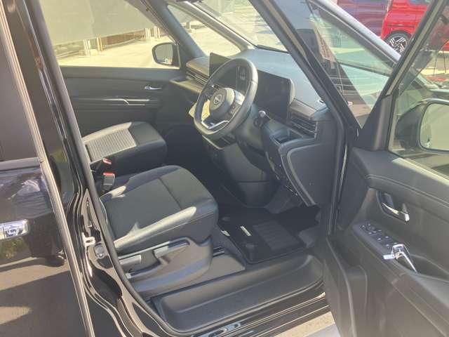 セレナ e-パワー ハイウェイスターV 自動(被害軽減)ブレーキ LDP 追従クルーズ LEDランプ 寒冷地仕様 バックモニター アルミホイール ドライブレコーダ ETC 記録簿 盗難防止システム スマートキー 1オナ オートエアコン(5枚目)