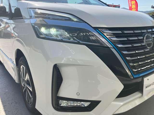 セレナ ｅ－パワー　ハイウェイスターＶ　３６０°カメラ　エマジェンシーブレーキ　１オナ　スマキー　バックカメラ　ＬＥＤ　レーンアシスト　点検記録簿付　ＥＴＣ　ドラレコ　Ａストップ　イモビ　サイドカーテンエアバック　フルオートエアコン　ＡＢＳ（3枚目）