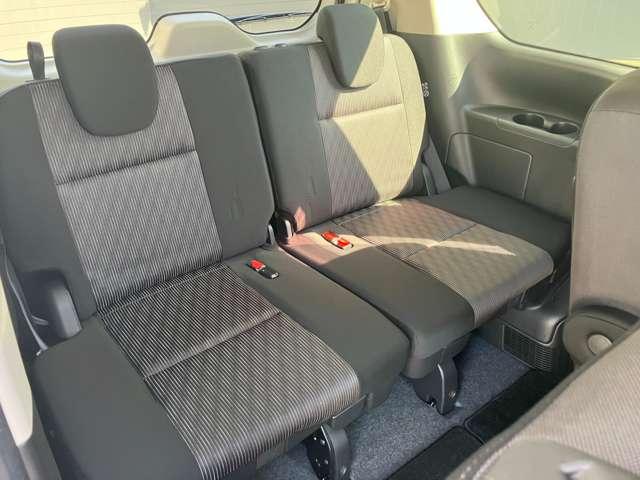 セレナ ｅ－パワー　ハイウェイスターＶ　３６０°カメラ　エマジェンシーブレーキ　１オナ　スマキー　バックカメラ　ＬＥＤ　レーンアシスト　点検記録簿付　ＥＴＣ　ドラレコ　Ａストップ　イモビ　サイドカーテンエアバック　フルオートエアコン　ＡＢＳ（10枚目）