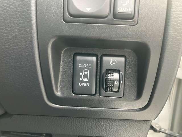 ラフェスタ ジョイＸ　バックモニター　キーレスエントリー　ワンセグ　両側スライド左側パワースライドドア　ＥＴＣ　オートエアコン　ＡＢＳ　パワーステアリング　メモリーナビ　パワーウィンドウ　エアバッグ　ダブルエアバック（8枚目）