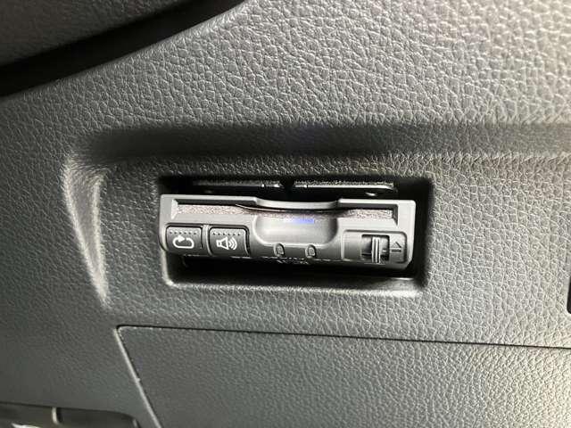 ラフェスタ ジョイＸ　バックモニター　キーレスエントリー　ワンセグ　両側スライド左側パワースライドドア　ＥＴＣ　オートエアコン　ＡＢＳ　パワーステアリング　メモリーナビ　パワーウィンドウ　エアバッグ　ダブルエアバック（10枚目）