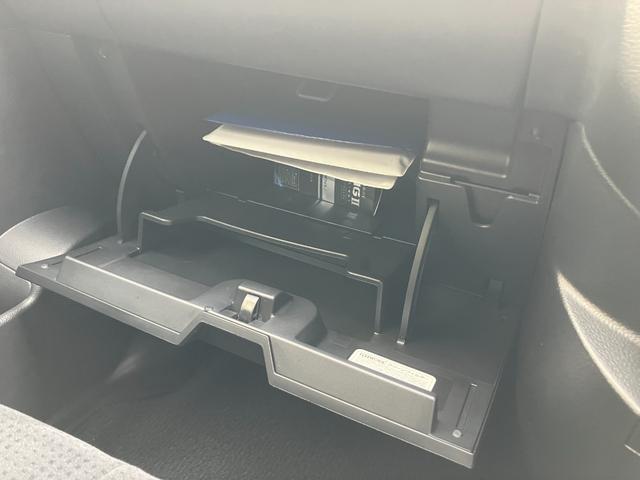 ラフェスタ ジョイＸ　バックモニター　キーレスエントリー　ワンセグ　両側スライド左側パワースライドドア　ＥＴＣ　オートエアコン　ＡＢＳ　パワーステアリング　メモリーナビ　パワーウィンドウ　エアバッグ　ダブルエアバック（24枚目）