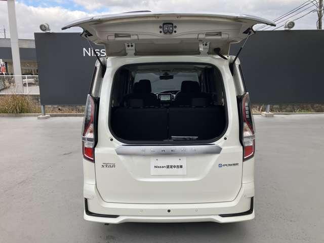 �o�b�N�h�A���J����ׂĂ��܂��B��摜�̃n�[�t�o�b�N�h�A�͂킸���ȃX�y�[�X�ł��J�o���ĕ֗��ł��B