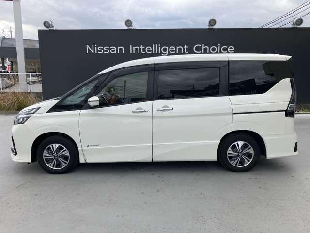 ���[�^�\�����Ɍ��₷���t���p�l���𑕔��B���S�����̐ݒ�m�F�E�ύX�A�ԗ���Ԃ̕\���Ȃǐ؂�ւ��鎖���o���܂��B