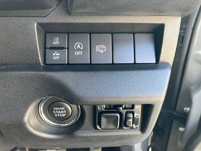 �Փ˔�Q�y���u���[�L�A�Ԑ���E�x��A�A�C�h�����O�X�g�b�v�A�w�b�h���C�g�E�H�b�V���[�������Ă��܂��B