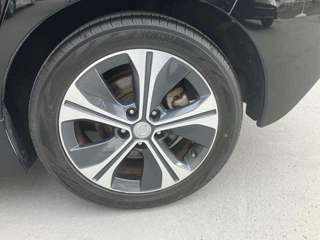 リーフ Ｘ　ワンオーナー　コネクトナビ　ＥＴＣ　レーンキープアシスト　メモリナビ　ＬＥＤヘッド　シートヒータ　記録簿　ＥＴＣ　ドラレコ　ナビＴＶ　イモビライザー　Ｗエアバッグ　パワーウィンドウ　ワンオーナー（34枚目）