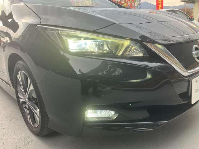 リーフ Ｘ　ワンオーナー　コネクトナビ　ＥＴＣ　レーンキープアシスト　メモリナビ　ＬＥＤヘッド　シートヒータ　記録簿　ＥＴＣ　ドラレコ　ナビＴＶ　イモビライザー　Ｗエアバッグ　パワーウィンドウ　ワンオーナー（36枚目）