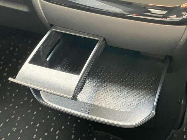 ルークス ６６０　ハイウェイスターＸ　ワンオーナー　９インチナビ　ＥＴＣ２０　誤発進抑制装置　アラウンドビュモニター　ワンオ－ナ－　左右パワースライドドア　ＡＷ　ＳＲＳ　キーフリーシステム　ドライブレコーダ　地デジ　車線逸脱防止　ＥＴＣ（20枚目）