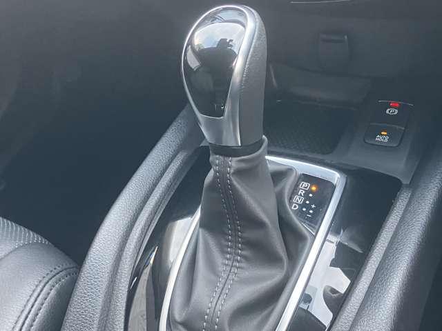 エクストレイル ２．０　２０Ｘｉ　ハイブリッド　４ＷＤ　ワンオーナー　メモリーナビ　ＥＴＣ２０　全周囲Ｍ　Ｐバックドア　地デジ　シートＨ　ハイビームアシスト　車線逸脱警報システム　パワステ　ＬＥＤ　アイストップ　追従クルーズ　ＡＢＳ　ドライブレコーダー（17枚目）