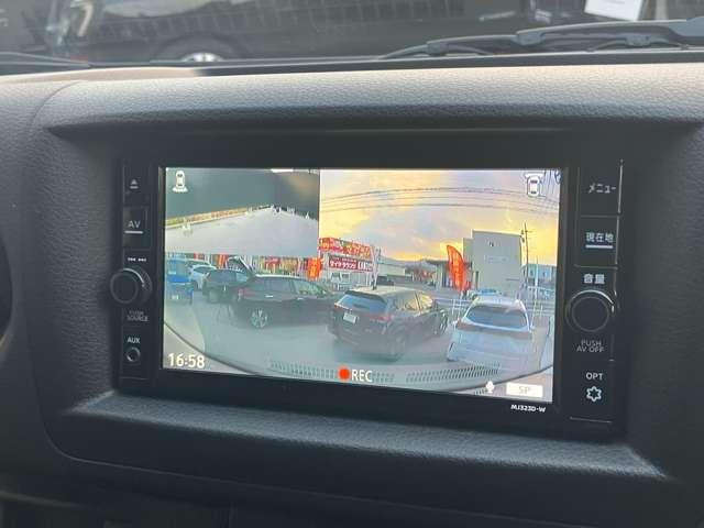 キャラバン 2.0 プレミアムGX ロングボディ マルチベッド テーブル 当社試乗車UP 折り畳みベッド テーブル (31枚目)