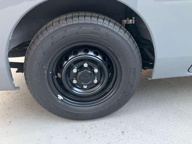 キャラバン 2.0 プレミアムGX ロングボディ マルチベッド テーブル 当社試乗車UP 折り畳みベッド テーブル (39枚目)