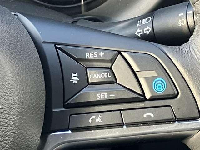 キックス １．２　Ｘ　（ｅ－ＰＯＷＥＲ）　当社試乗車ＵＰ　９インチナビ　ＡＢＳ　エアコン　パワーウィンドウ　衝突被害軽減ブレーキ　フルセグＴＶ　ＬＥＤヘッドランプ　レーダークルーズコントロール　スマートキー　アイドリングストップ　ワンオーナー（11枚目）