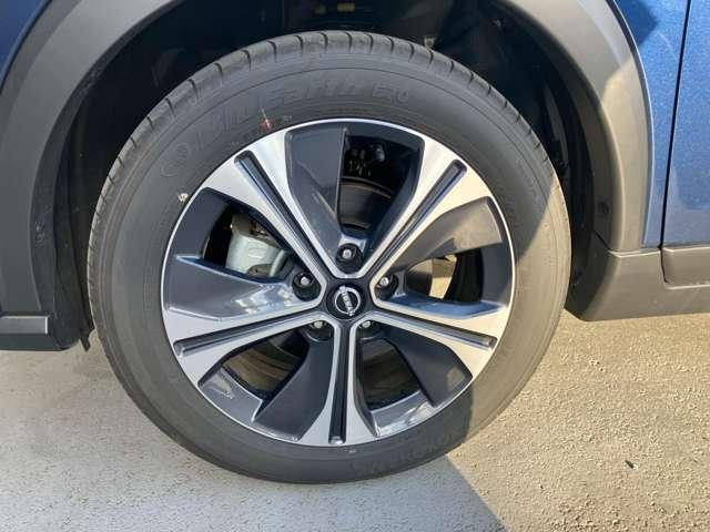 キックス １．２　Ｘ　（ｅ－ＰＯＷＥＲ）　当社試乗車ＵＰ　９インチナビ　ＡＢＳ　エアコン　パワーウィンドウ　衝突被害軽減ブレーキ　フルセグＴＶ　ＬＥＤヘッドランプ　レーダークルーズコントロール　スマートキー　アイドリングストップ　ワンオーナー（41枚目）