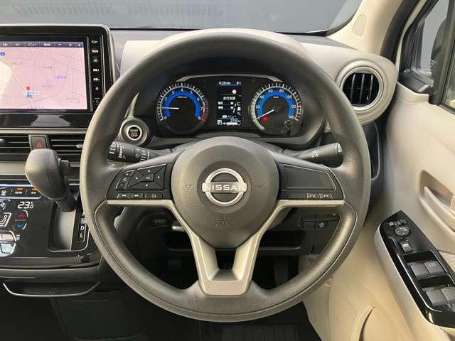 デイズ Ｘ　当社社用車ＵＰ　９インチナビ　アイドリングストップ付き　地デジフルセグ　エマ－ジェンシ－ブレ－キ　インテリキ－　運転席エアバッグ　全周囲モニタ　サイドエアバック　車線逸脱警報　イモビライザー　記録簿（10枚目）