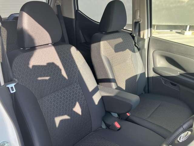 デイズ ハイウェイスター　Ｘ　当社社用車ＵＰ　９インチナビ　リアカメラ　衝突軽減ブレーキ　スマートキ　ＬＤＷ　地デジ　ＡＡＣ　ハイビームアシスト　アイドリングＳ　ワンオーナー車　セキュリティ　ＬＥＤヘッドライト　ナビＴＶ　記録簿（7枚目）