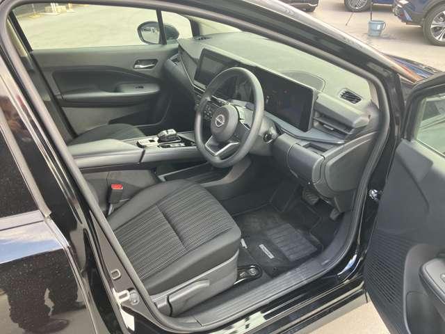 �^�]�Ȃ���̎��E���悭�ǂȂ��������ɂȂ��Ă��^�]���₷���ԗ��ɂȂ��Ă��܂���B