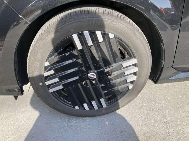 オーラ １．２　Ｇ　当社社用車ＵＰ　ニッサンコネクトナビ　盗難防止装置　アダプティブクルコン　エマージェンシーＢ　ワンオナ　ＴＶナビ　地デジ　キーレス　スマキー　レーンキープアシスト　ＬＥＤヘッドランプ　元試乗車　ＥＴＣ（31枚目）