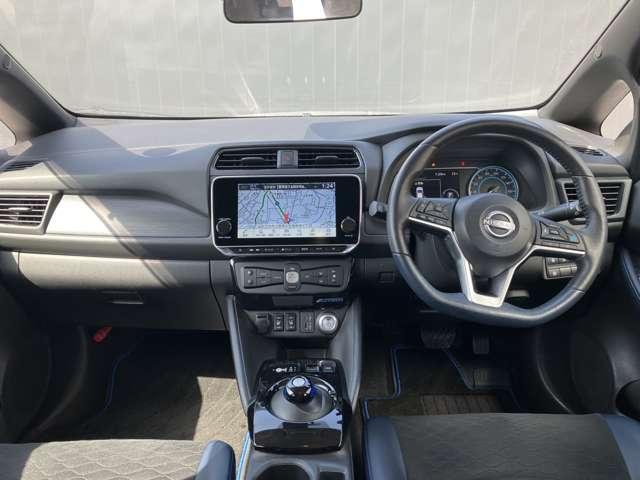 リーフ オーテック　ＭＯＰナビ　バックモニター　プロパイロット　衝突軽減ブレーキ　オートハイビーム　ＬＥＤライト　スマートキー　シートヒーター　バックモニター　フルオートエアコン　メモリーナビ　ＥＴＣ　アルミホイール（4枚目）