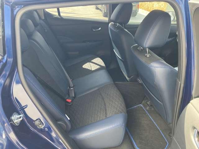 リーフ オーテック　ＭＯＰナビ　バックモニター　プロパイロット　衝突軽減ブレーキ　オートハイビーム　ＬＥＤライト　スマートキー　シートヒーター　バックモニター　フルオートエアコン　メモリーナビ　ＥＴＣ　アルミホイール（11枚目）