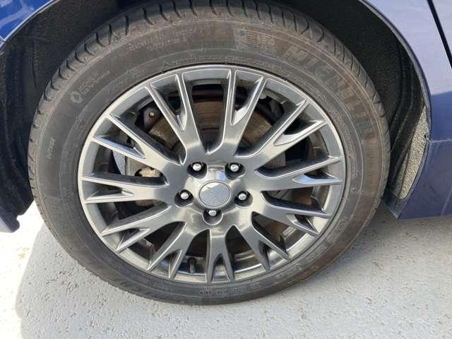 リーフ オーテック　ＭＯＰナビ　バックモニター　プロパイロット　衝突軽減ブレーキ　オートハイビーム　ＬＥＤライト　スマートキー　シートヒーター　バックモニター　フルオートエアコン　メモリーナビ　ＥＴＣ　アルミホイール（29枚目）