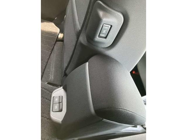 ��ȗp�̃V�[�g�q�[�^�[���������Ă��܂��B