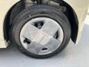純正の14インチホイールを装着しております。タイヤサイズは155/65R14です。