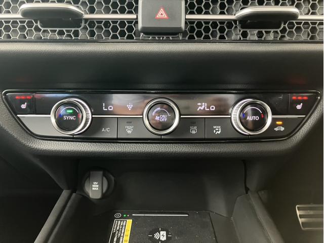 ＺＲ－Ｖ ｅ：ＨＥＶＺ　当社デモカー・ホンダコネクトナビ・マルチビューカメラ・ドラレコ・レザーシート・シートヒーター・パワーシート・ＢＯＳＥサウンド・パワーテールゲート・ワイヤレス充電・ブラインドスポットインフォメーション（14枚目）