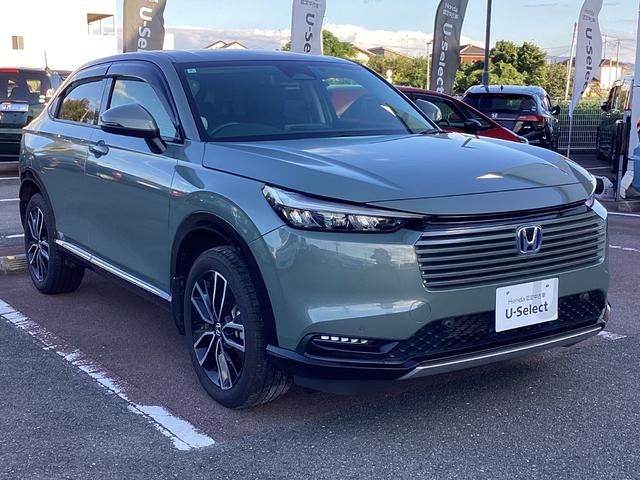 ヴェゼル ｅ：ＨＥＶＺ　当社デモカー・ナビ・マルチビューカメラ・ワイヤレス充電・前後ドラレコ・パワーテールゲート・プレミアムオーディオ・ブラインドスポットインフォメーション・ＥＴＣ２．０・ＬＥＤヘッドライト・衝突軽減ブレーキ（3枚目）