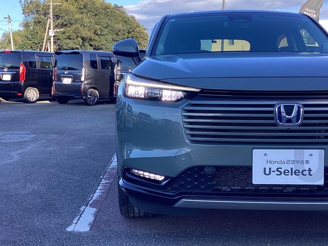 ヴェゼル ｅ：ＨＥＶＺ　当社デモカー・ナビ・マルチビューカメラ・ワイヤレス充電・前後ドラレコ・パワーテールゲート・プレミアムオーディオ・ブラインドスポットインフォメーション・ＥＴＣ２．０・ＬＥＤヘッドライト・衝突軽減ブレーキ（31枚目）