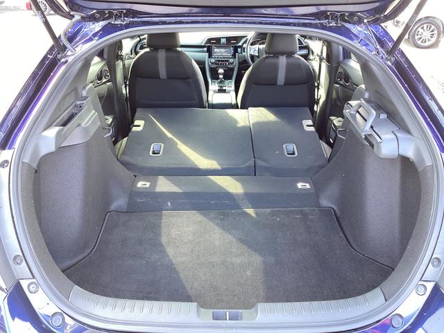 シビック ハッチバック 6MT・ナビ・リアカメラ・ダウンサス・社外マフラー・無限テールレンズ・LEDヘッドライト・ドラレコ・ETC・衝突軽減ブレーキ・オートエアコン 追突軽減ブレーキ 1オーナー Bモニター 整備記録簿(23枚目)