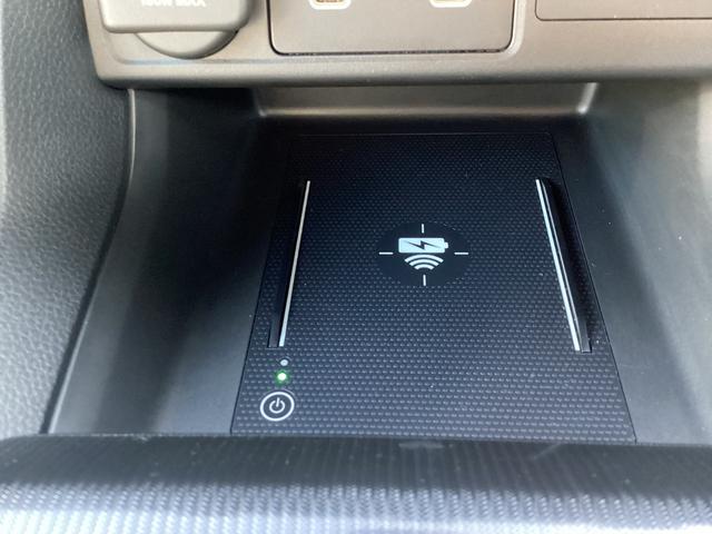 シビック e:HEVEX 当社デモカー・9インチコネクトナビ・パノラミックサンルーフ・前後ドラレコ・ワイヤレス充電/BOSEプレミアムサウンド・パワーシート・LEDヘッドライト・衝突軽減ブレーキ・クルーズコントロール Bカメラ(12枚目)