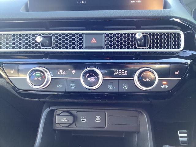 シビック e:HEVEX 当社デモカー・9インチコネクトナビ・パノラミックサンルーフ・前後ドラレコ・ワイヤレス充電/BOSEプレミアムサウンド・パワーシート・LEDヘッドライト・衝突軽減ブレーキ・クルーズコントロール Bカメラ(15枚目)