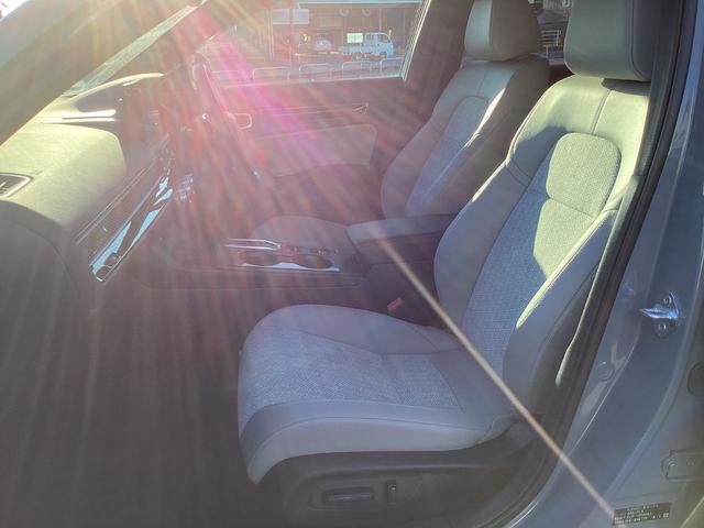 シビック e:HEVEX 当社デモカー・9インチコネクトナビ・パノラミックサンルーフ・前後ドラレコ・ワイヤレス充電/BOSEプレミアムサウンド・パワーシート・LEDヘッドライト・衝突軽減ブレーキ・クルーズコントロール Bカメラ(22枚目)