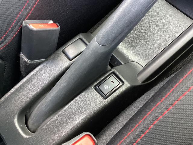 スイフトスポーツ ベースグレード　ワンオーナー・全方位モニター・ナビ・ＥＴＣ・オートエアコン・セーフティーパッケージ・オートエアコン・スマートキー・ドラレコ　被害軽減ブレーキ　全方位カメラ付き　ＤＶＤ視聴可　１オナ　横滑り防止システム（14枚目）