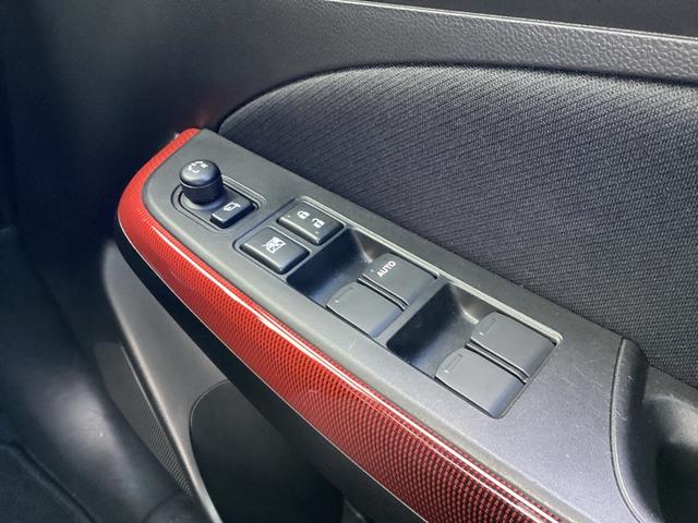 スイフトスポーツ ベースグレード　ワンオーナー・全方位モニター・ナビ・ＥＴＣ・オートエアコン・セーフティーパッケージ・オートエアコン・スマートキー・ドラレコ　被害軽減ブレーキ　全方位カメラ付き　ＤＶＤ視聴可　１オナ　横滑り防止システム（17枚目）