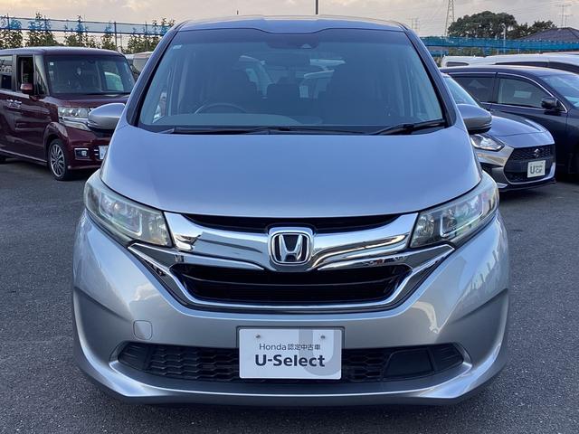 フリードハイブリッド ハイブリッド・Ｇホンダセンシング　ワンオーナー・７人乗り・ナビ・リアカメラ・ＬＥＤヘッドライト・衝突軽減ブレーキ・クルーズコントロール・スマートキー・ＥＴＣ・オートエアコン・　キーフリーシステム　１オ－ナ－　記録簿　ＤＶＤ再生可能（2枚目）