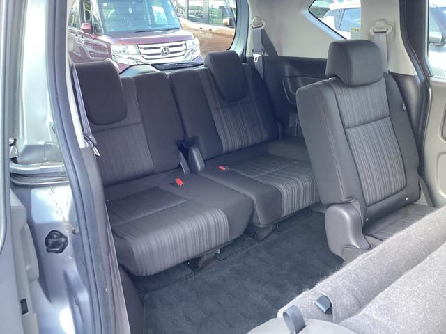 フリードハイブリッド ハイブリッド・Ｇホンダセンシング　ワンオーナー・７人乗り・ナビ・リアカメラ・ＬＥＤヘッドライト・衝突軽減ブレーキ・クルーズコントロール・スマートキー・ＥＴＣ・オートエアコン・　キーフリーシステム　１オ－ナ－　記録簿　ＤＶＤ再生可能（21枚目）