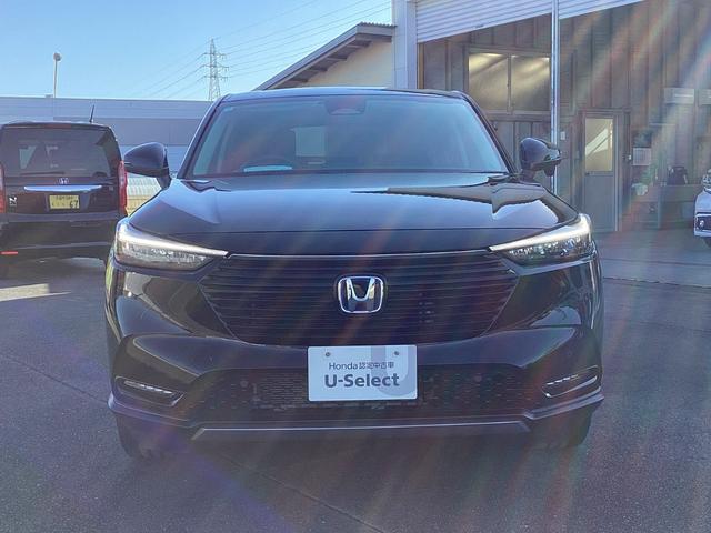 ヴェゼル ｅ：ＨＥＶＸ　ワンオーナー・ディスプレイオーディオ・リアカメラ・ＥＴＣ・ＬＥＤヘッドライト・衝突軽減ブレーキ・クルーズコントロール・スマートキー・電子パーキング・ブレーキホールド　ＡＡＣ　スマ－トキ－　誤発進抑制（2枚目）