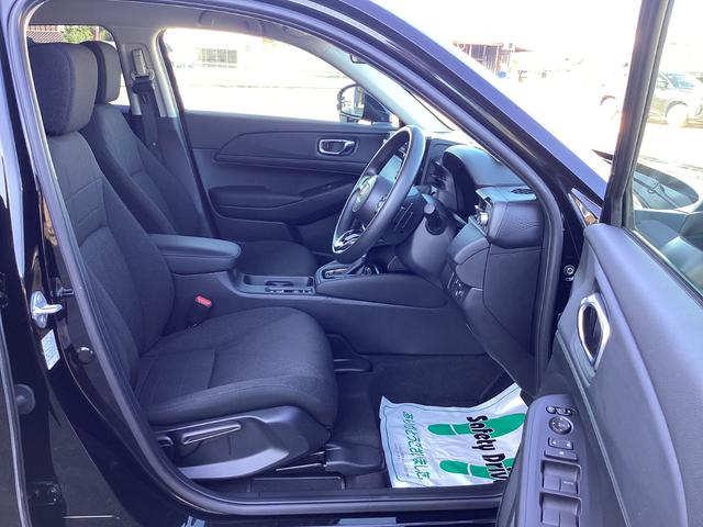 ヴェゼル ｅ：ＨＥＶＸ　ワンオーナー・ディスプレイオーディオ・リアカメラ・ＥＴＣ・ＬＥＤヘッドライト・衝突軽減ブレーキ・クルーズコントロール・スマートキー・電子パーキング・ブレーキホールド　ＡＡＣ　スマ－トキ－　誤発進抑制（15枚目）