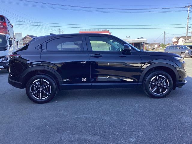 ヴェゼル ｅ：ＨＥＶＸ　ワンオーナー・ディスプレイオーディオ・リアカメラ・ＥＴＣ・ＬＥＤヘッドライト・衝突軽減ブレーキ・クルーズコントロール・スマートキー・電子パーキング・ブレーキホールド　ＡＡＣ　スマ－トキ－　誤発進抑制（27枚目）