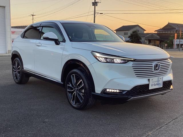 ヴェゼル ｅ：ＨＥＶＺ　ワンオーナー・ナビ・マルチビューカメラ・ワイヤレス充電・ＥＴＣ・パワーバックドア・ＬＥＤヘッドライト・衝突軽減ブレーキ・クルーズコントロール・スマートキー・シートヒーター　パノラミックビューモニター（3枚目）