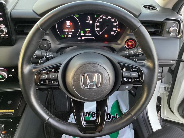 ヴェゼル ｅ：ＨＥＶＺ　ワンオーナー・ナビ・マルチビューカメラ・ワイヤレス充電・ＥＴＣ・パワーバックドア・ＬＥＤヘッドライト・衝突軽減ブレーキ・クルーズコントロール・スマートキー・シートヒーター　パノラミックビューモニター（18枚目）