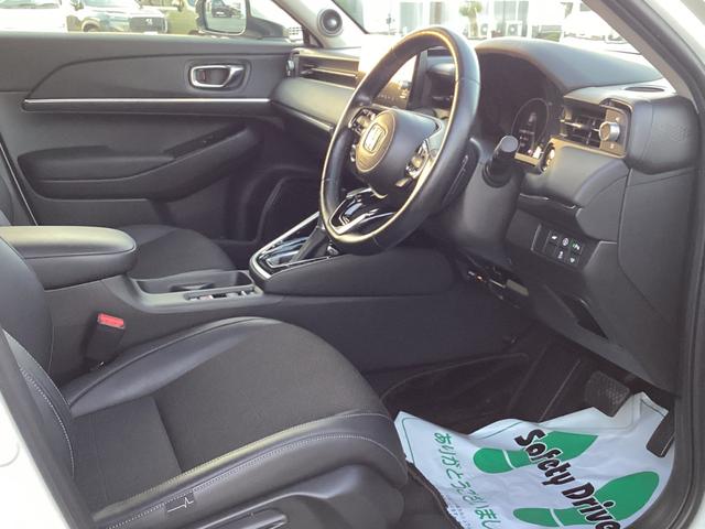 ヴェゼル ｅ：ＨＥＶＺ　ワンオーナー・ナビ・マルチビューカメラ・ワイヤレス充電・ＥＴＣ・パワーバックドア・ＬＥＤヘッドライト・衝突軽減ブレーキ・クルーズコントロール・スマートキー・シートヒーター　パノラミックビューモニター（21枚目）