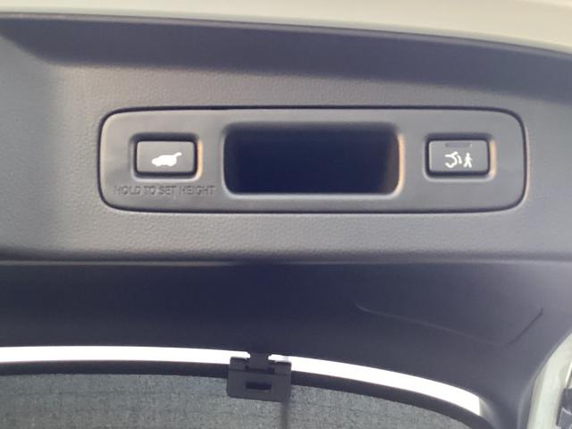 ヴェゼル ｅ：ＨＥＶＺ　ワンオーナー・ナビ・マルチビューカメラ・ワイヤレス充電・ＥＴＣ・パワーバックドア・ＬＥＤヘッドライト・衝突軽減ブレーキ・クルーズコントロール・スマートキー・シートヒーター　パノラミックビューモニター（27枚目）