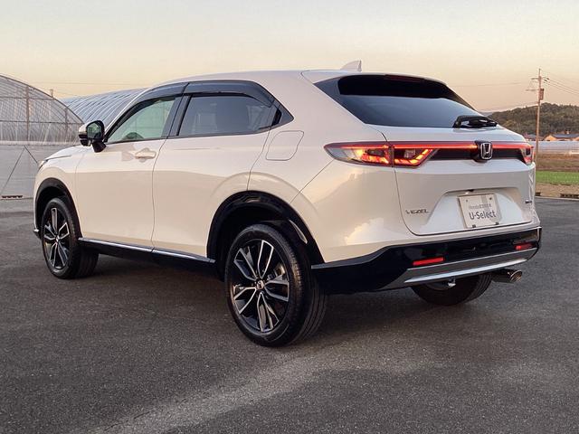 ヴェゼル ｅ：ＨＥＶＺ　ワンオーナー・ナビ・マルチビューカメラ・ワイヤレス充電・ＥＴＣ・パワーバックドア・ＬＥＤヘッドライト・衝突軽減ブレーキ・クルーズコントロール・スマートキー・シートヒーター　パノラミックビューモニター（31枚目）