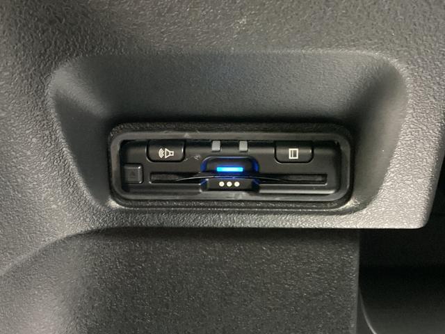 N-BOXカスタム ベースグレード 当社レンタUP車・ナビ・リアカメラ・ETC・ドラレコ・LEDヘッドライト・衝突軽減ブレーキ・電子パーキング・オートエアコン・シートヒーター・スマートキー・ W電動ドア USB接続 CMBS Dレコ(11枚目)