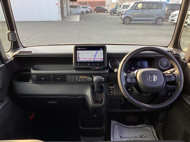 N-BOXカスタム ターボ 当社レンタUP車・ナビ・リヤカメラ・ETC・ドラレコ・両側パワースライドドア・LEDヘッドライト・衝突軽減ブレーキ・クルーズコントロール・スマートキー・オートエアコン・シートヒーター・取説・記録簿(4枚目)