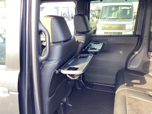 N-BOXカスタム ターボ 当社レンタUP車・ナビ・リヤカメラ・ETC・ドラレコ・両側パワースライドドア・LEDヘッドライト・衝突軽減ブレーキ・クルーズコントロール・スマートキー・オートエアコン・シートヒーター・取説・記録簿(25枚目)