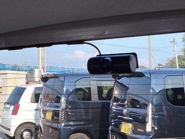 Ｎ－ＢＯＸ ファッションスタイル　当社デモカー・ナビ・前後ドラレコ・ＥＴＣ・リヤカメラ・パワースライドドア・ＬＥＤヘッドライト・衝突軽減ブレーキ・クルーズコントロール・スマートキー・オートエアコン・取説・記録簿　サイドカメラ　禁煙（11枚目）