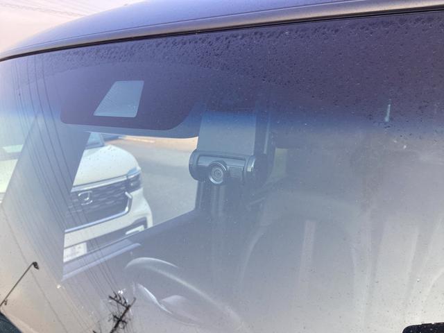 N-BOXカスタム G・Lターボホンダセンシング ナビゲーション ドライブレコーダー前後 ETC 両側パワースライドドア 運転席助手席シートヒーター オートリトラミラー フルオートエアコン クリアランスソナー 地デジ サイドカーテンエアバック VSA(27枚目)